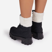 Load image into Gallery viewer, Fashion lace-up plush Martin boots(HPSD159)