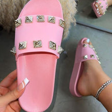 Load image into Gallery viewer, Fashion rhinestone rivet slippers(HPSD184)