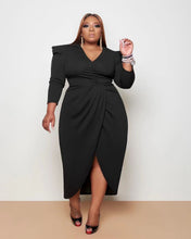 Load image into Gallery viewer, Sexy V-neck long sleeve plus dress(AY1479)