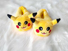 Load image into Gallery viewer, Hot selling Pikachu creative plush slippers(HPSD130)