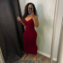 Load image into Gallery viewer, Sexy solid color suspender dress(AY1957)