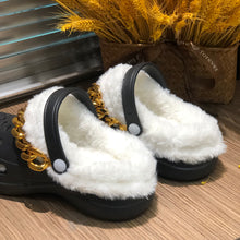 Load image into Gallery viewer, Fashion chain plush platform hole shoes（HPSD135)
